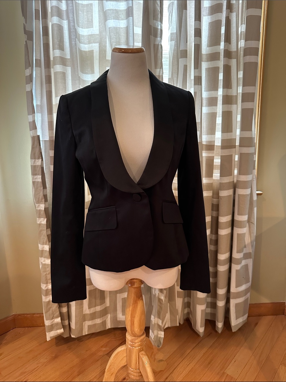 LOFT Black Tuxedo Blazer Jacket Size 6 Satin Shawl Collar